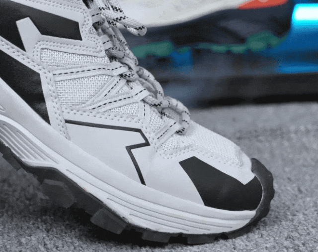 定爬山但是爱穿山地鞋?松弛到底的年轻人:不一(图6) 定爬山但是爱穿山地鞋?松弛到底的年轻人:不一(图6)