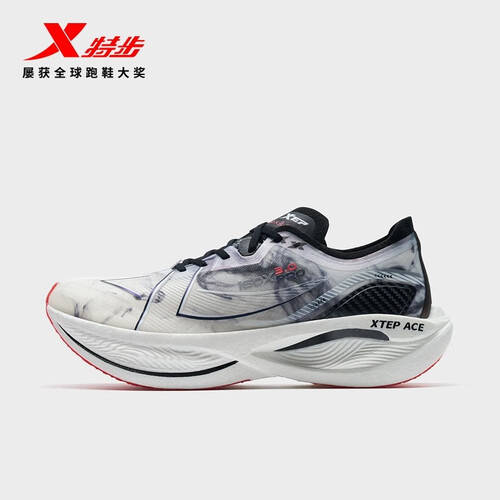 30PRO跑鞋让你在赛道上尽情驰骋！释放你的跑步潜能——特步国潮160X(图1)